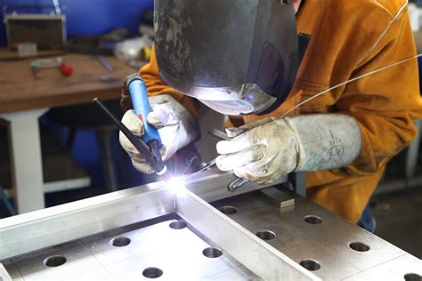 metal fabricators deal kent|metal fabrication company.